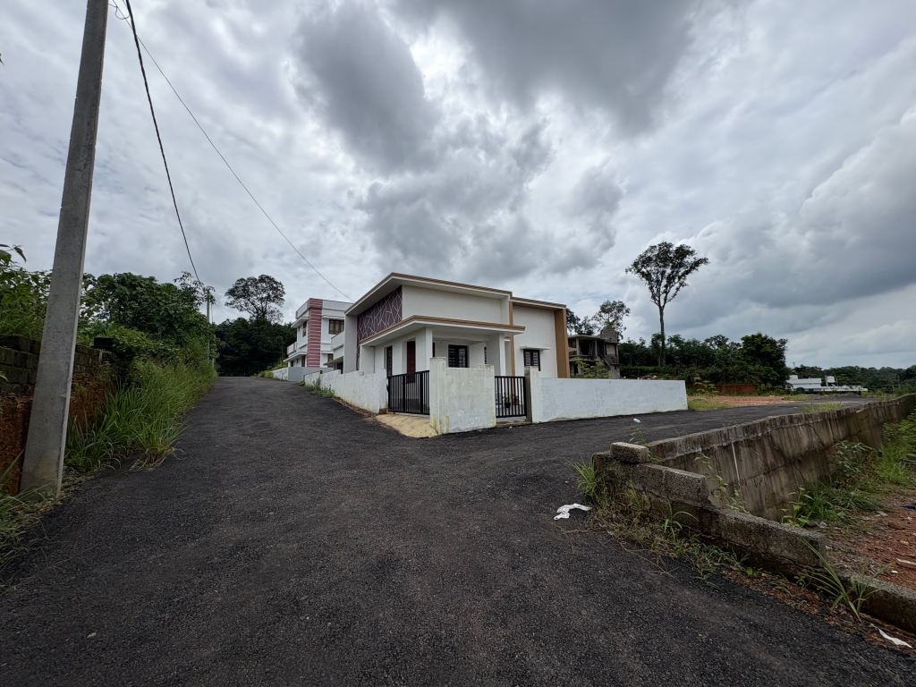 House for Sale in Mulanthuruthy, Ernakulam