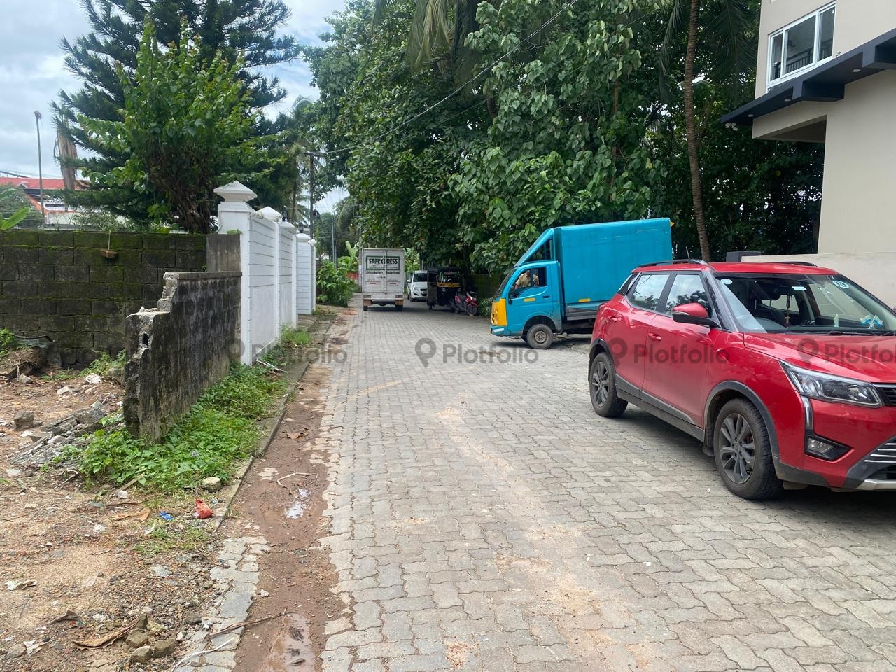 PLot for sale near Palarivattom